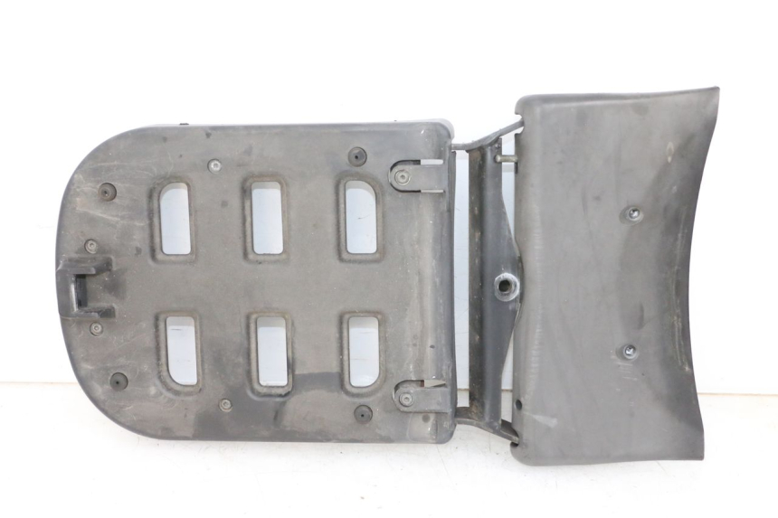 photo de LUGGAGE RACK PIAGGIO MP3 RL 250 (2006 - 2010) - Component detail
