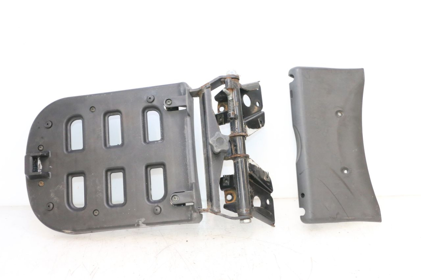 photo de LUGGAGE RACK PIAGGIO MP3 125 (2006 - 2014) - Main view