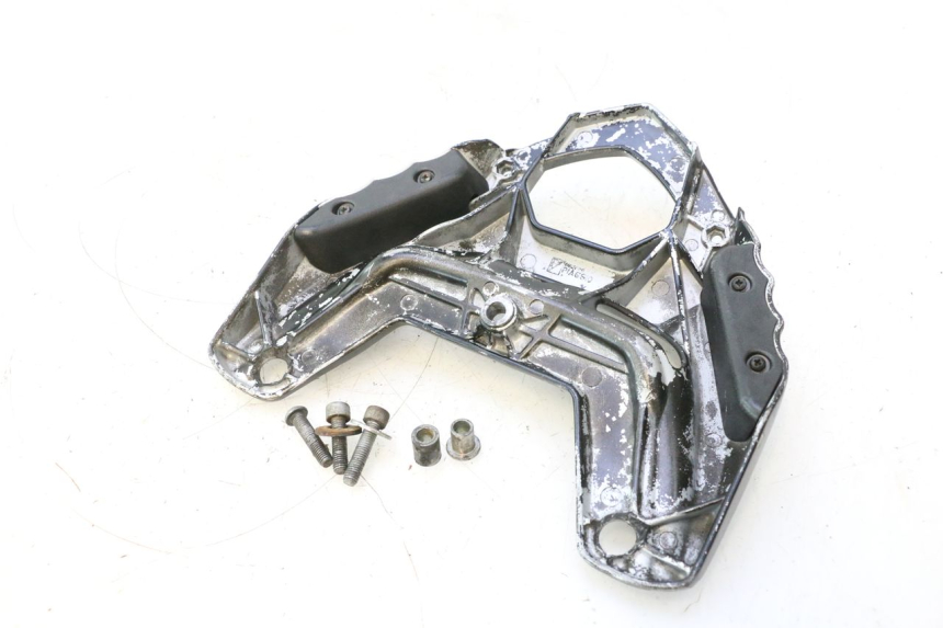 photo de LUGGAGE RACK PIAGGIO NEW TYPHOON 50 (2018 - 2021) - Technical close-up