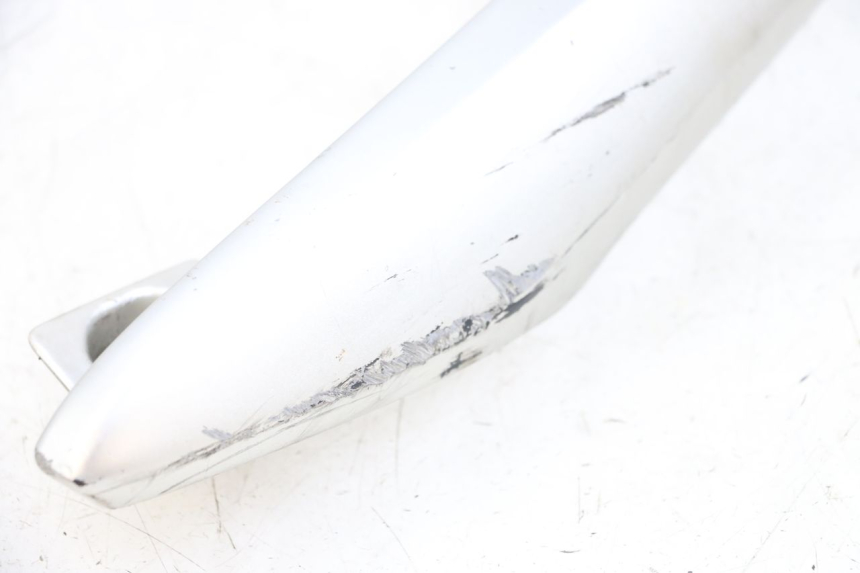 photo de LUGGAGE RACK HONDA NHX LEAD 110 (2008 - 2010) - Zoom on usage condition