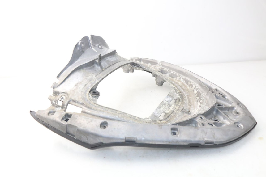 photo de LUGGAGE RACK HONDA NSS EX FORZA 250 (2005 - 2013) - Zoom on usage condition