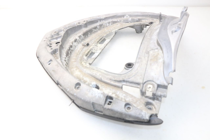 photo de LUGGAGE RACK HONDA NSS EX FORZA 250 (2005 - 2013) - Technical close-up