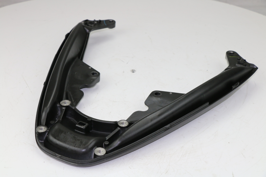 photo de LUGGAGE RACK HONDA PCX (JF28) 125 (2009 - 2011) - Surface and material condition