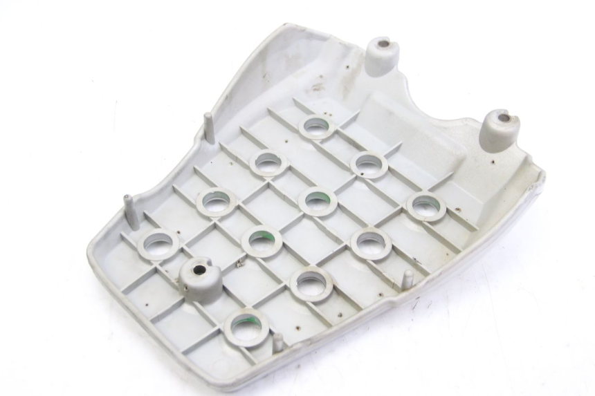 photo de LUGGAGE RACK HYOSUNG RT KARION 125 (2003 - 2007) - Technical close-up