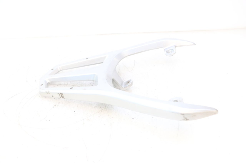 photo de LUGGAGE RACK BAIKU SAKURA 1 (2021 - 2025) - Alternative perspective