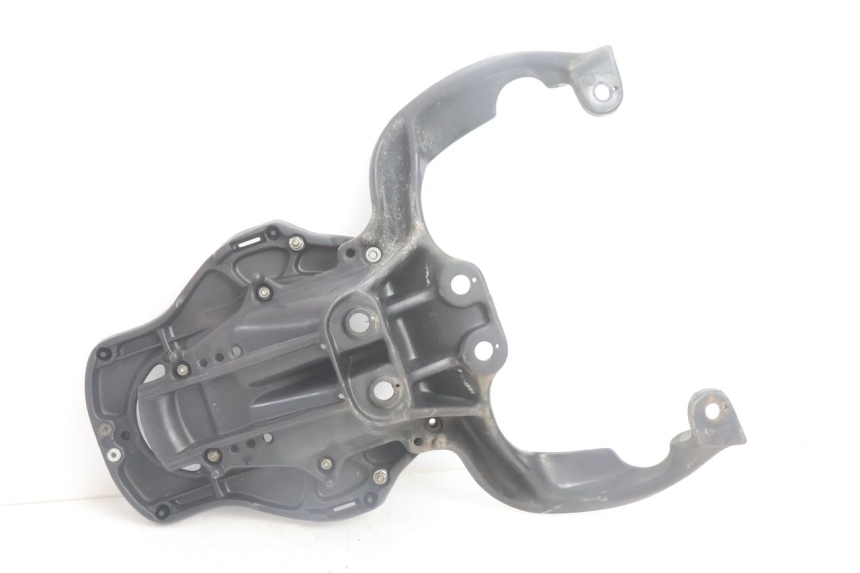 photo de LUGGAGE RACK APRILIA SCARABEO GT 125 (1999 - 2007) - Technical close-up