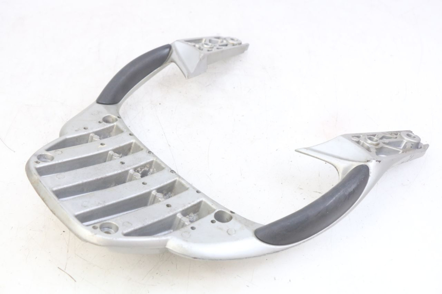 photo de LUGGAGE RACK APRILIA SCARABEO LIGHT 125 (2007 - 2011) - Zoom on usage condition