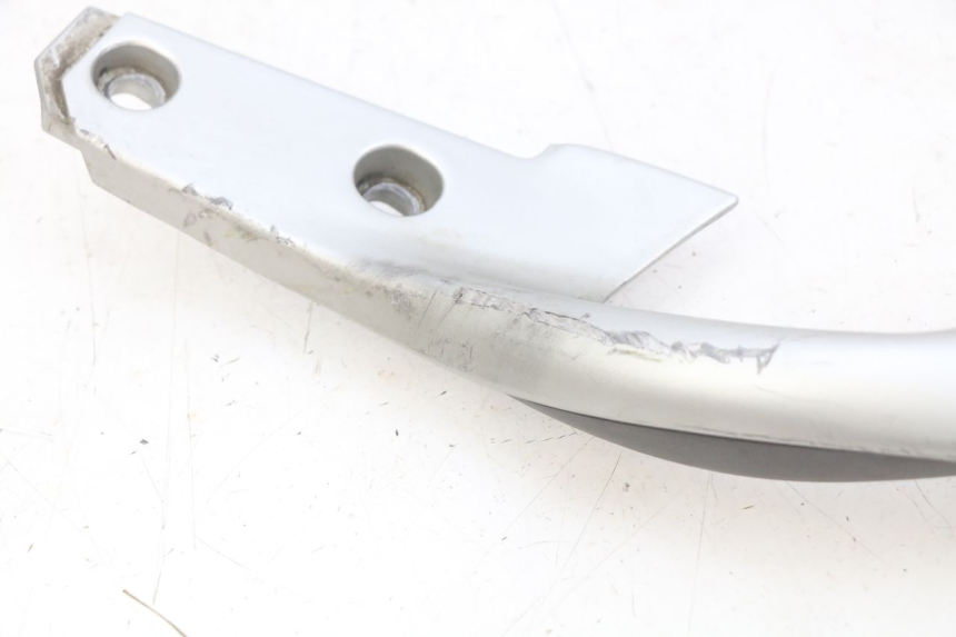 photo de LUGGAGE RACK APRILIA SCARABEO LIGHT 125 (2007 - 2011) - Surface and material condition