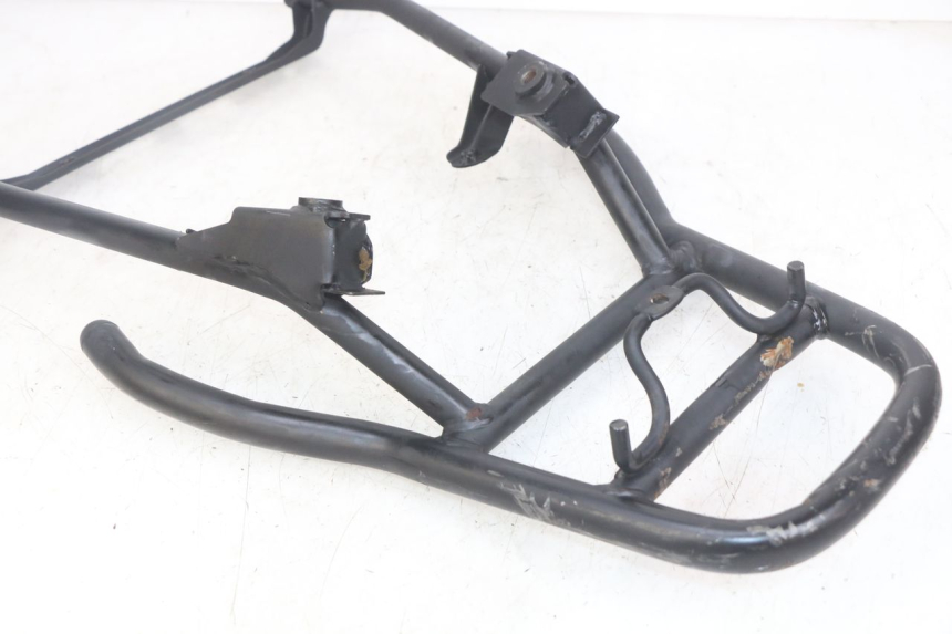 photo de LUGGAGE RACK HONDA SCV LEAD 100 (2003 - 2007) - Zoom on usage condition