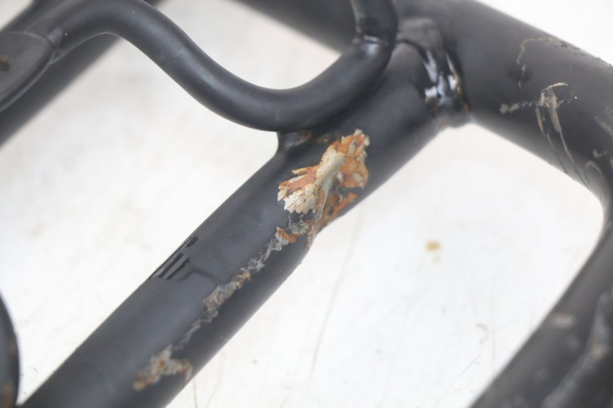 photo de LUGGAGE RACK HONDA SCV LEAD 100 (2003 - 2007) - Alternative perspective