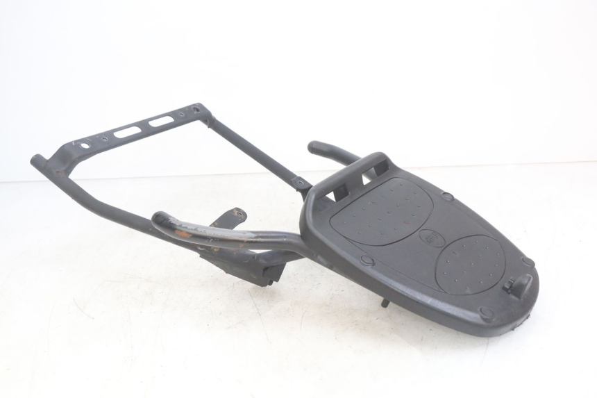 photo de LUGGAGE RACK HONDA SCV LEAD 100 (2003 - 2007) - Surface and material condition