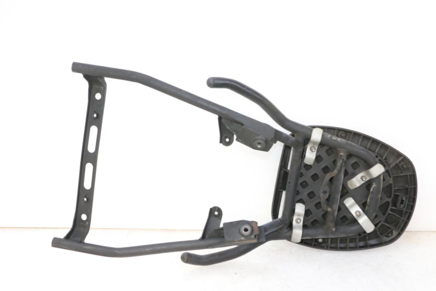 photo de LUGGAGE RACK HONDA SCV LEAD 100 (2003 - 2007) - Alternative perspective