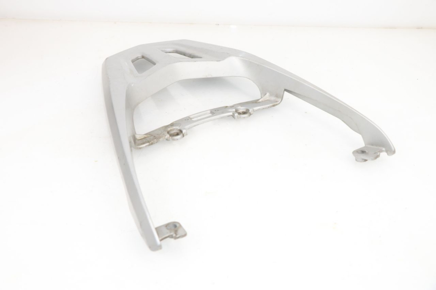 photo de LUGGAGE RACK PEUGEOT SUM UP 125 (2008 - 2013) - Technical close-up
