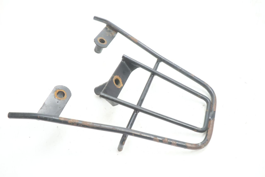 photo de LUGGAGE RACK PEUGEOT V-CLIC VCLIC 50 (2007 - 2013) - Fixing points details