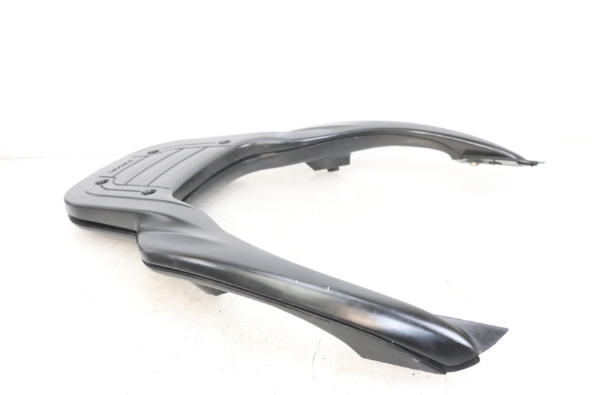 photo de LUGGAGE RACK PIAGGIO X10 125 (2012 - 2017) - Alternative perspective