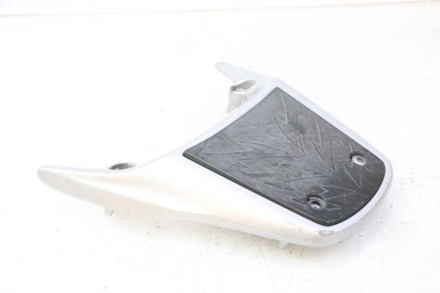 photo de LUGGAGE RACK HONDA X8R 50 (1998 - 2003) - Technical close-up