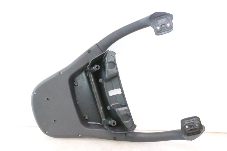 photo de LUGGAGE RACK PIAGGIO X9 AMALFI 180 (2000 - 2003) - High-resolution close-up