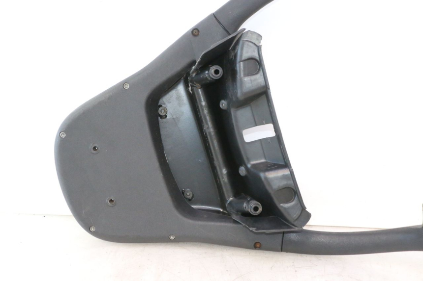 photo de LUGGAGE RACK PIAGGIO X9 AMALFI 180 (2000 - 2003) - Focus on structure
