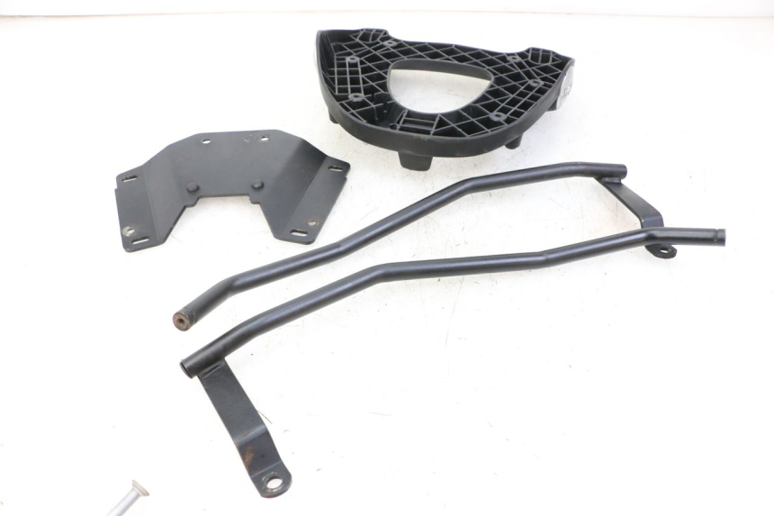 photo de LUGGAGE RACK KYMCO XCITING 500 (2007 - 2010) - Alternative perspective