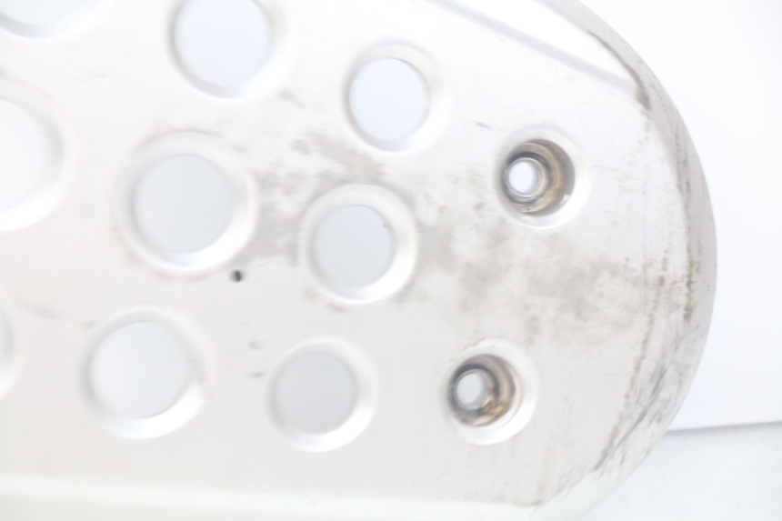 photo de LUGGAGE RACK SUZUKI XF FREEWIND 650 (1997 - 2003) - Fixing points details