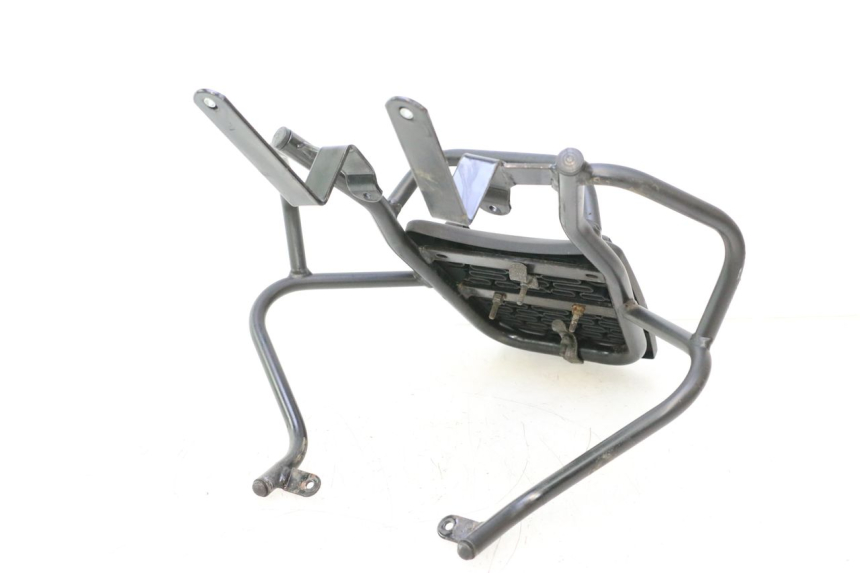 photo de LUGGAGE RACK YAMAHA YP MAJESTY 125 (1998 - 2001) - Surface and material condition