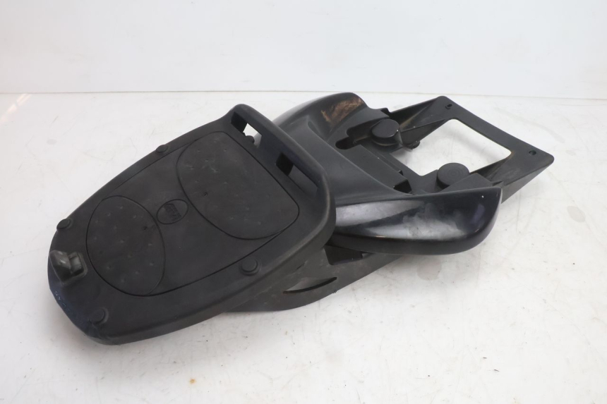 photo de LUGGAGE RACK YAMAHA YP MAJESTY 125 (2007 - 2010) - Alternative perspective