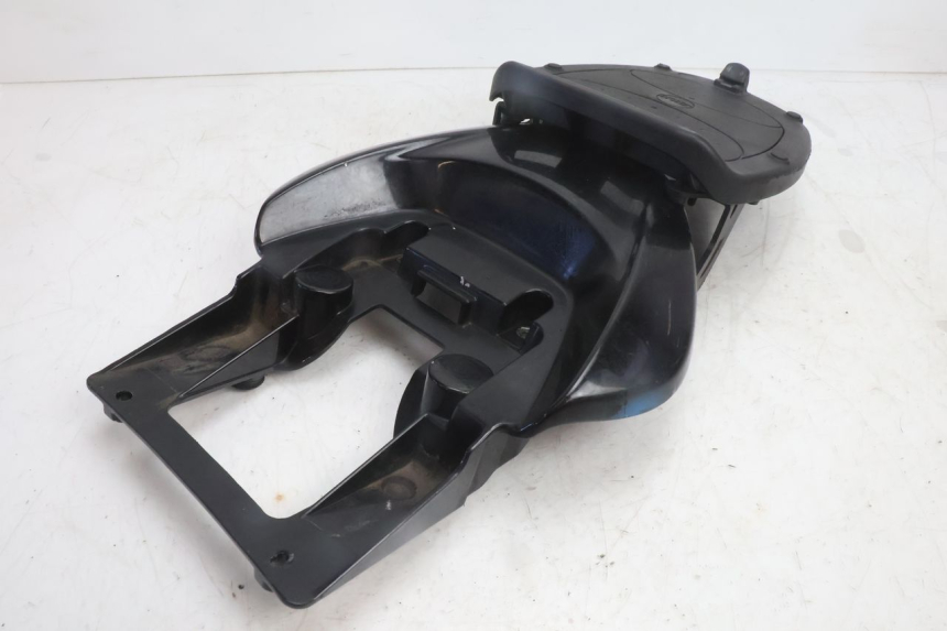 photo de LUGGAGE RACK YAMAHA YP MAJESTY 125 (2007 - 2010) - Surface and material condition