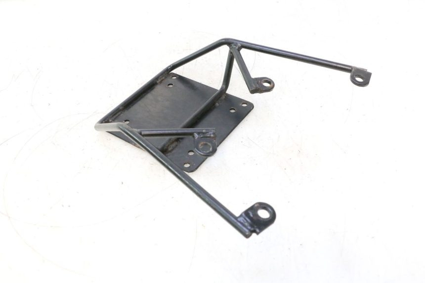 photo de LUGGAGE RACK YAMAHA YP MAJESTY 125 (2002 - 2006) - Alternative perspective