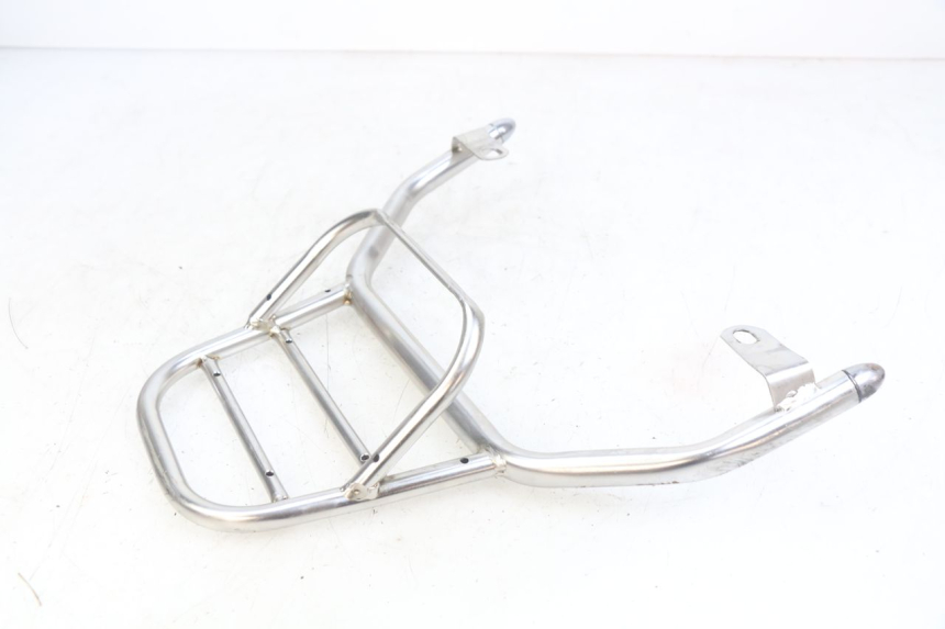 photo de LUGGAGE RACK YIYING YY125T 125 (2006 - 2014) - Technical close-up