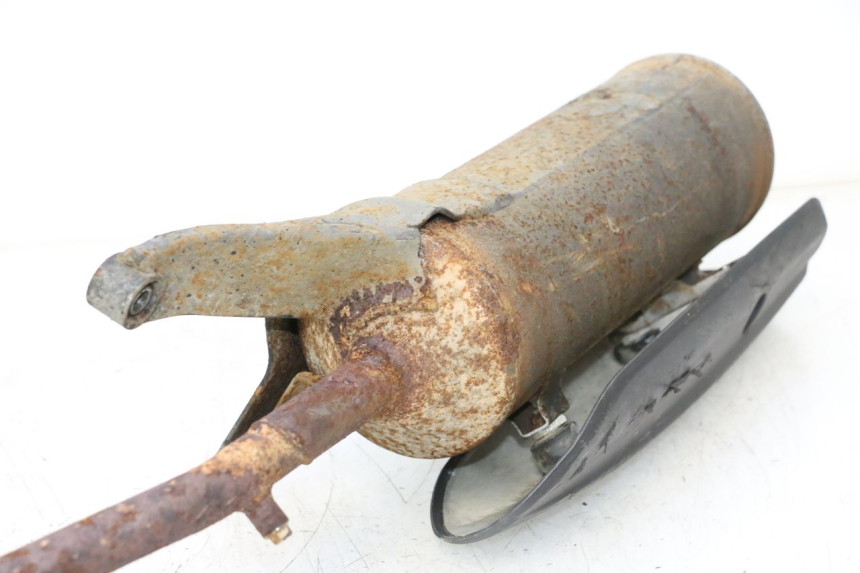 photo de EXHAUST KYMCO AGILITY 4T 10" 50 (2005 - 2018) - Fixing points details