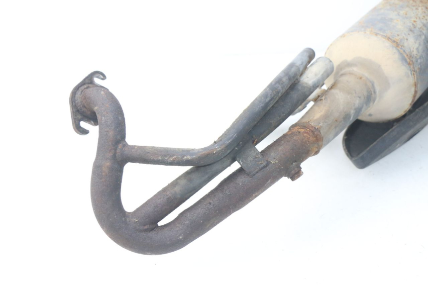 photo de EXHAUST PIPE PGO BIG MAX 50 (2001 - 2009) - Fixing points details