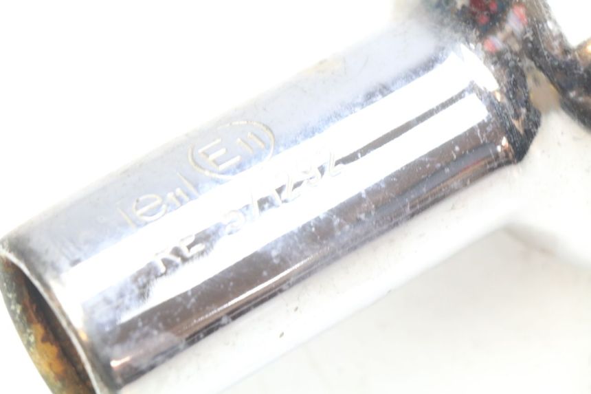 photo de EXHAUST ROYAL ENFIELD BULLET CLASSIC 500 (2017 - 2020) - High-resolution close-up