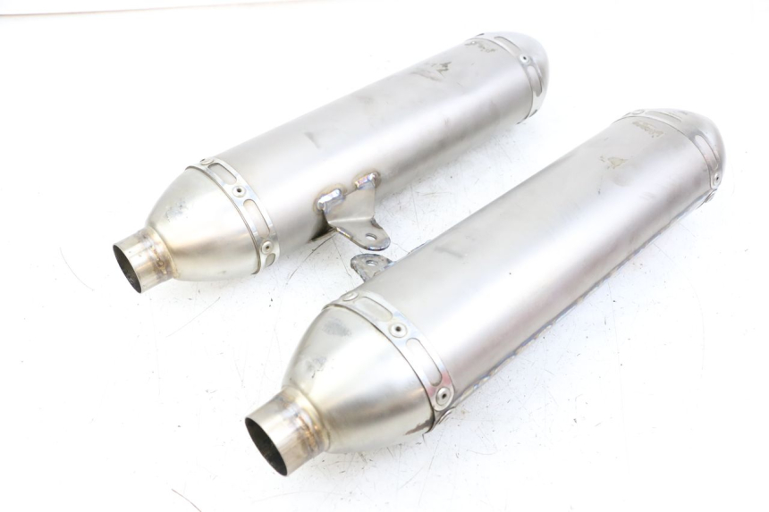 photo de EXHAUST HONDA CRF R 250 (2020 - 2021) - Technical close-up