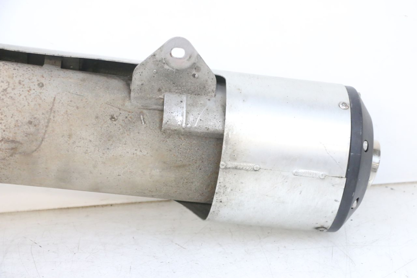 photo de RIGHT EXHAUST PIPE SUZUKI DL V STROM 1000 (2002 - 2007) - Surface and material condition