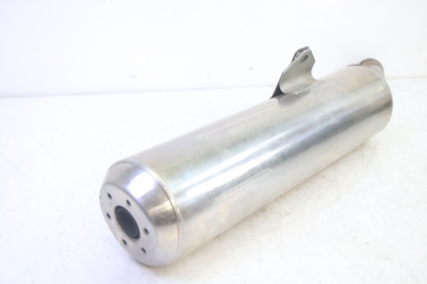 photo de RIGHT EXHAUST YAMAHA FJR ABS 1300 (2006 - 2012) - Zoom on usage condition