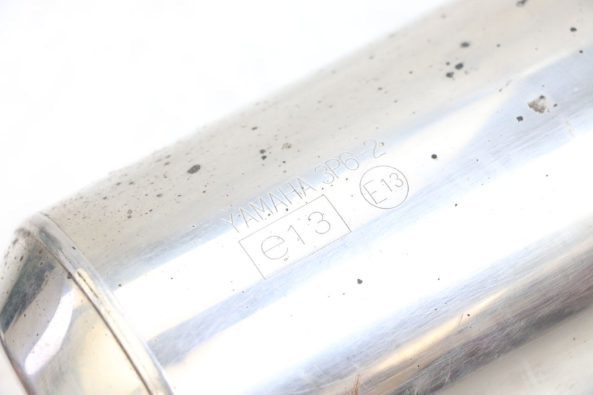 photo de RIGHT EXHAUST YAMAHA FJR ABS 1300 (2006 - 2012) - Distinctive features