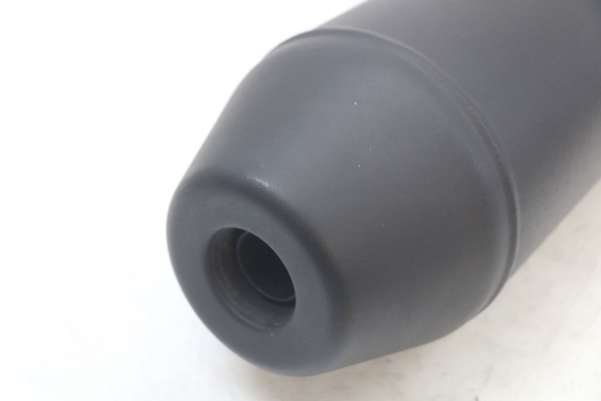 photo de RIGHT EXHAUST ROYAL ENFIELD CONTINENTAL GT 650 (2019 - 2024) - Surface and material condition