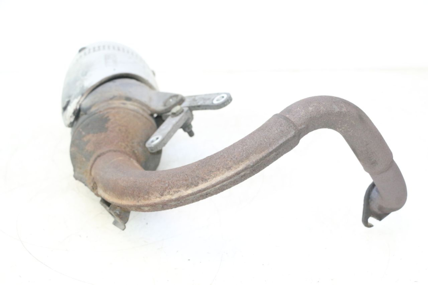 photo de EXHAUST PIPE PEUGEOT ELYSTAR 50 (2002 - 2014) - High-resolution close-up