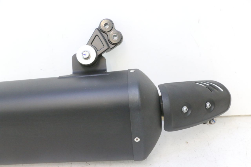 photo de EXHAUST YAMAHA FZ8 800 (2010 - 2016) - Zoom on usage condition