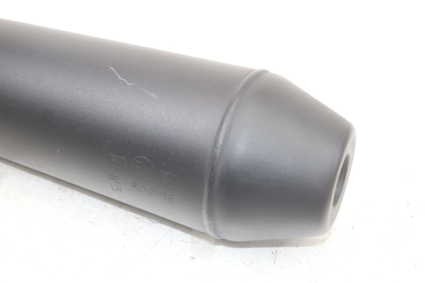 photo de LEFT EXHAUST ROYAL ENFIELD CONTINENTAL GT 650 (2019 - 2024) - Zoom on usage condition