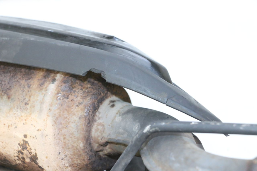 photo de EXHAUST PIPE PEUGEOT KISBEE 2T 50 (2010 - 2017) - Alternative perspective