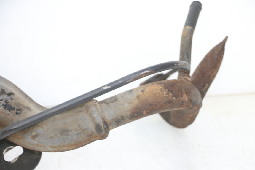 photo de EXHAUST PIPE PEUGEOT KISBEE 2T 50 (2010 - 2017) - Detailed visual inspection