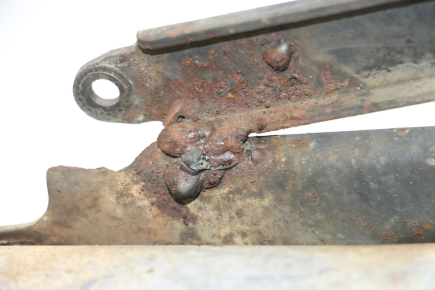 photo de EXHAUST PIPE PEUGEOT KISBEE 2T 50 (2010 - 2017) - Technical close-up