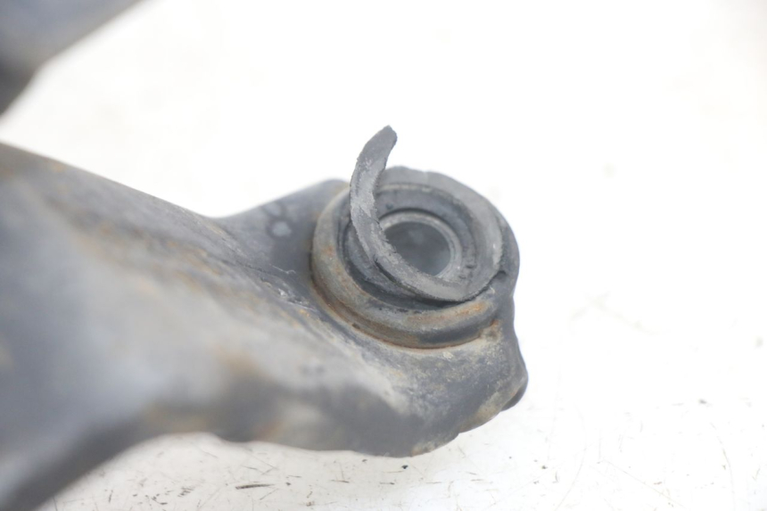 photo de EXHAUST PIPE PEUGEOT KISBEE 4T 50 (2010 - 2017) - Zoom on usage condition