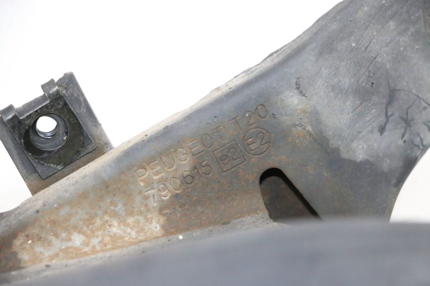 photo de EXHAUST PIPE PEUGEOT KISBEE 4T 50 (2018 - 2022) - Component detail