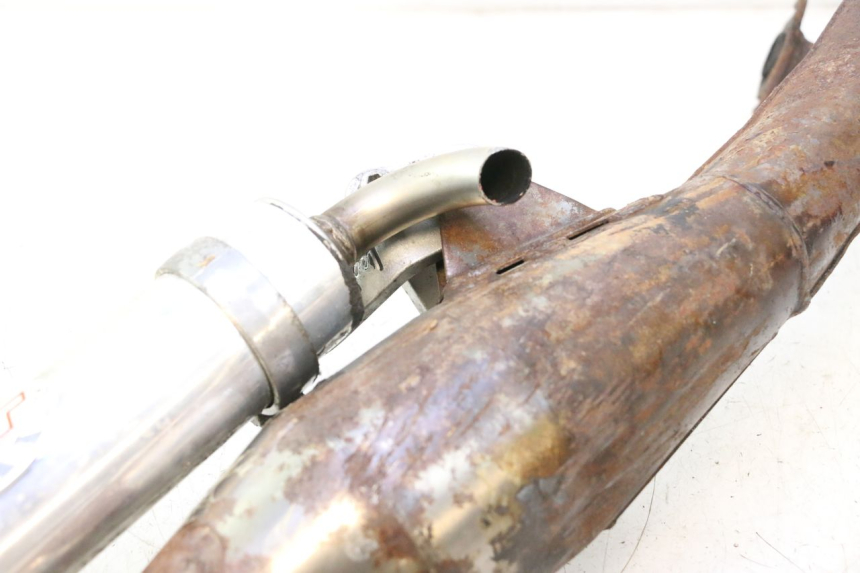photo de EXHAUST PIPE PEUGEOT LUDIX 50 (2005 - 2007) - Zoom on usage condition