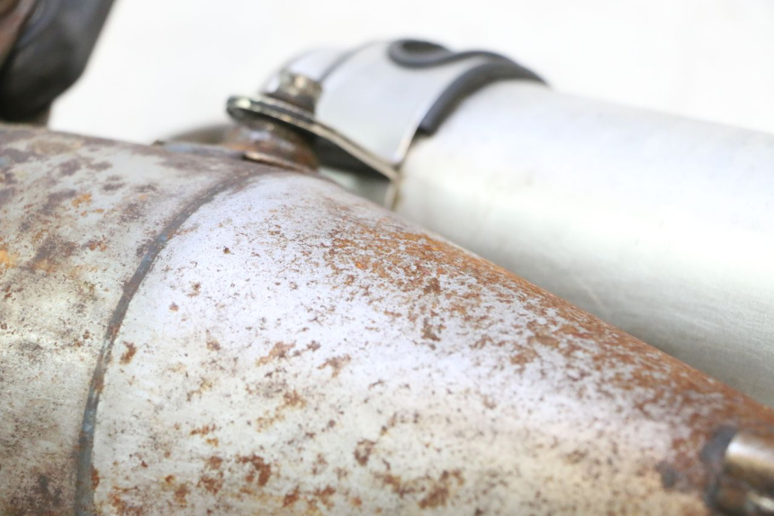 photo de EXHAUST PEUGEOT LUDIX SNAKE 2T 50 (2004 - 2014) - Fixing points details