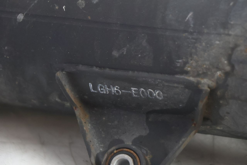 photo de EXHAUST KYMCO MOVIE S 125 (2009 - 2018) - Alternative angle