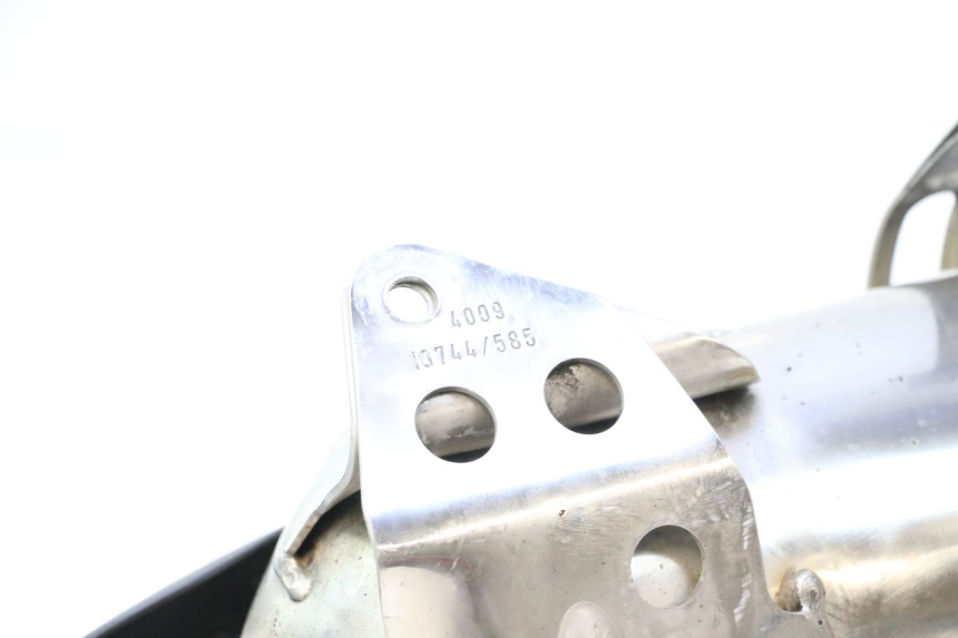 photo de EXHAUST PIPE PIAGGIO MP3 LT 400 (2007 - 2012) - Technical close-up
