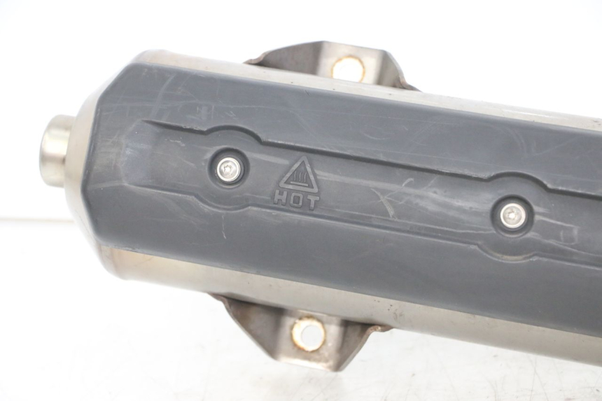 photo de EXHAUST PEUGEOT SATELIS 125 (2013 - 2018) - Detailed visual inspection